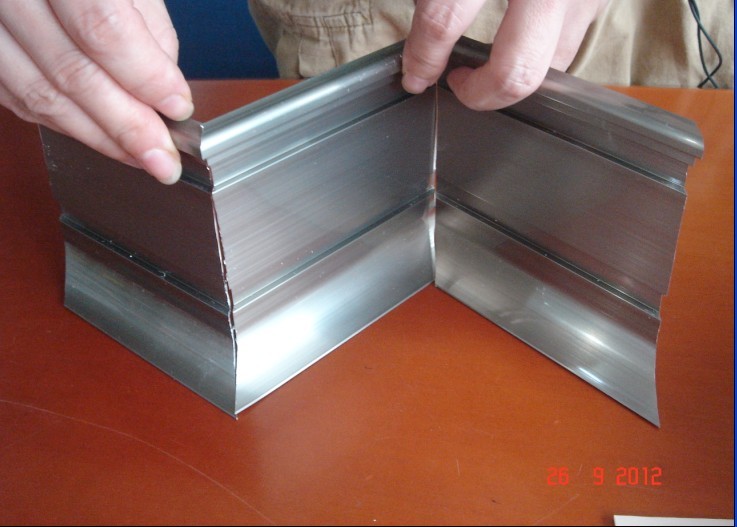 鋁合金內(nèi)襯陽角-陰角