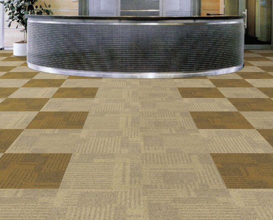 腳下的云層，地毯的美妙體驗